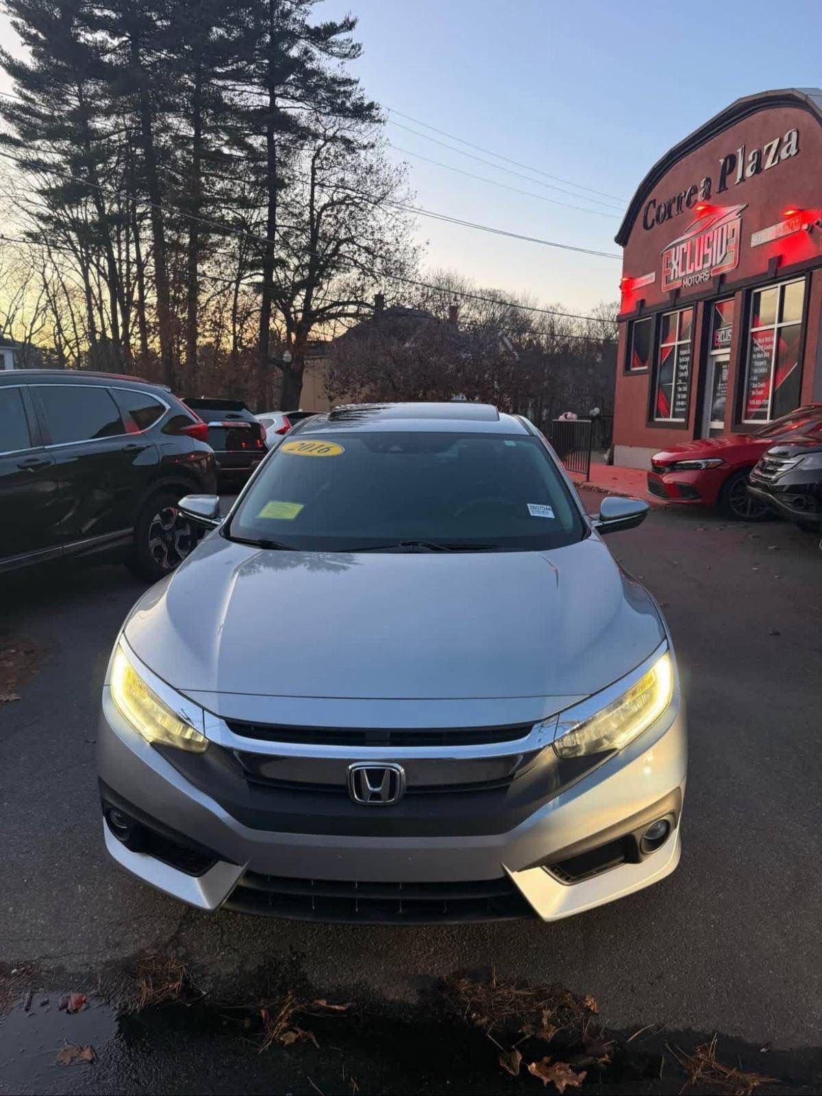 2016 Honda Civic Touring sedan