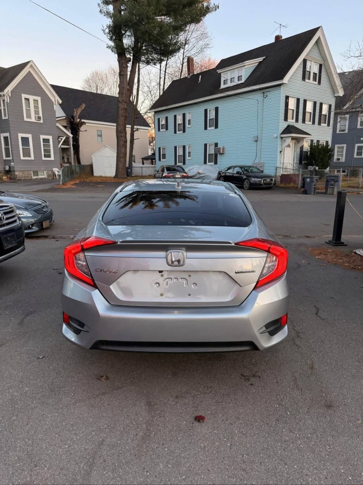 2016 Honda Civic Touring sedan