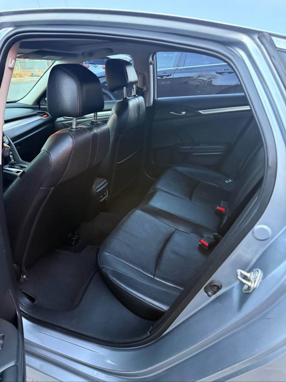 2016 Honda Civic Touring sedan