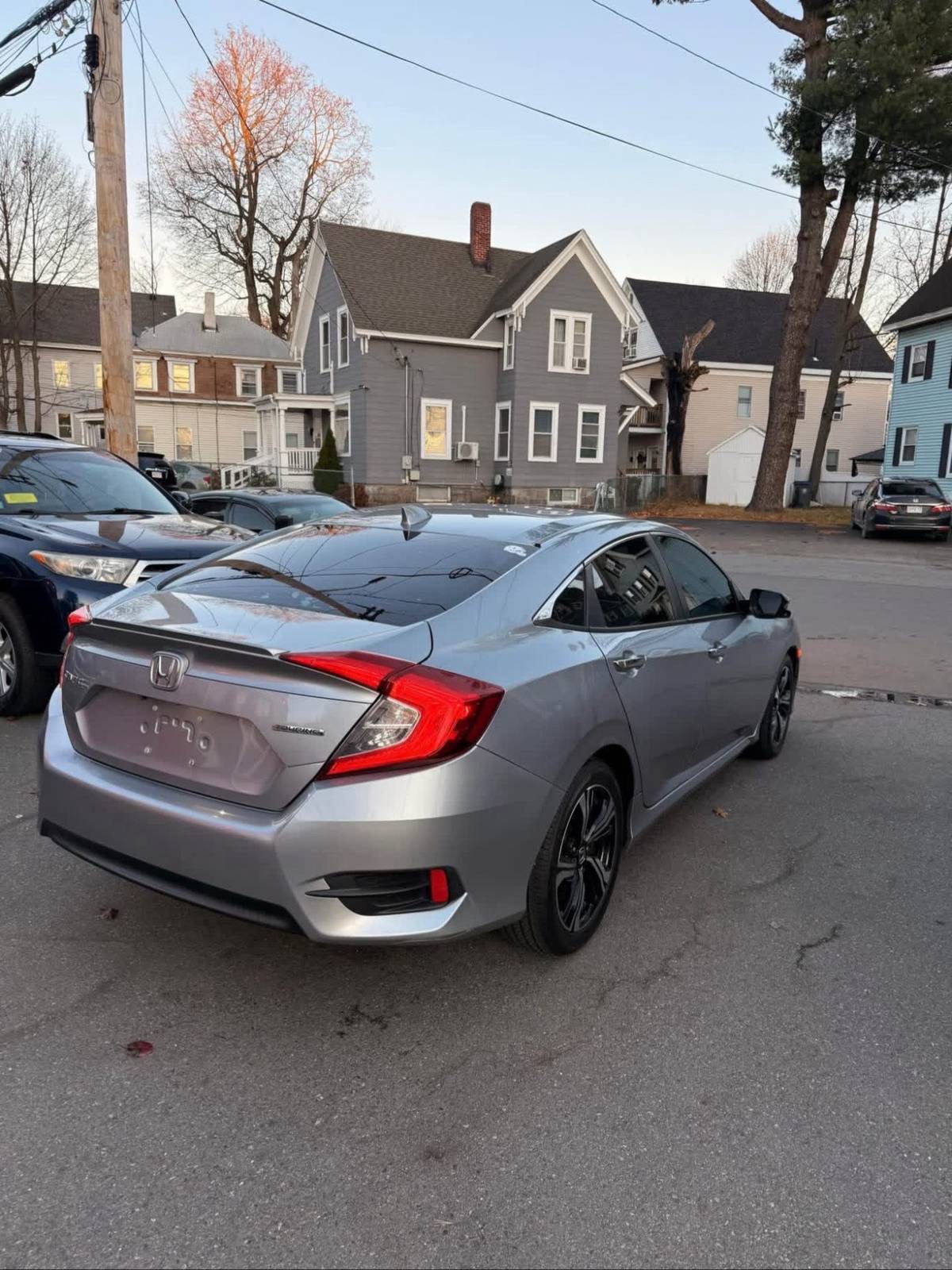 2016 Honda Civic Touring sedan