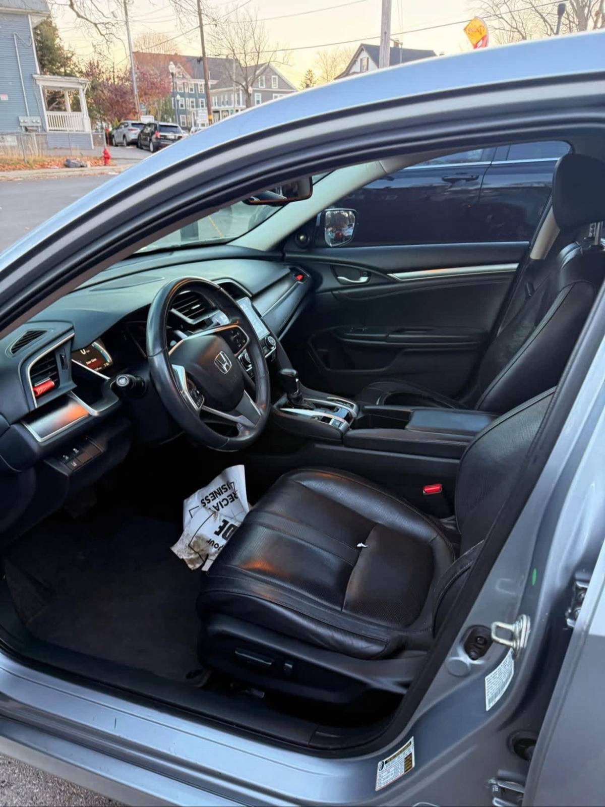 2016 Honda Civic Touring sedan